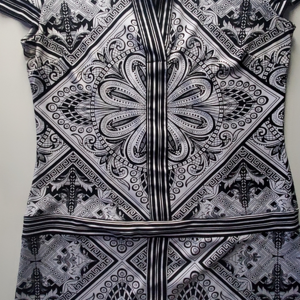 CACHE DRESS - Picture 7 of 10